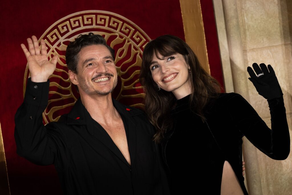 Pedro Pascal couple